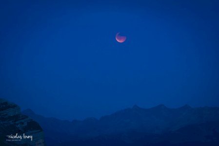 Sep 07, 2025 &bull; Chartreuse - Eclipse de lune au Charmant Som