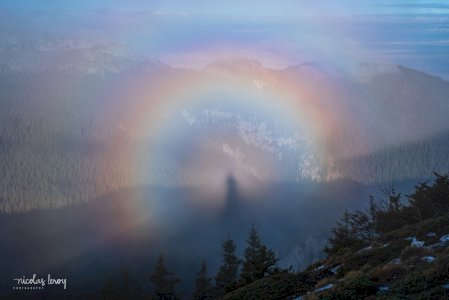 Nov 09, 2025 &bull; Chartreuse - Lever de soleil au Charmant Som